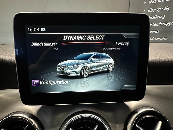 Mercedes-Benz CLA180 29 of 30
