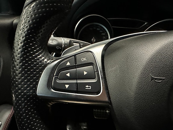 Mercedes-Benz CLA180 20 of 30