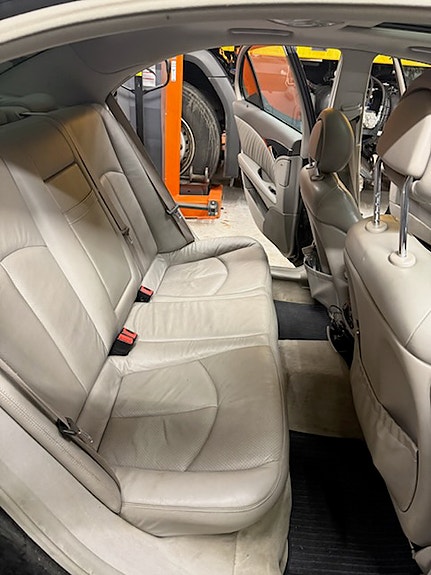 Mercedes-Benz E220 d 7 of 17