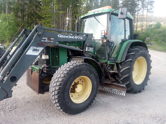 John Deere 6610 2 of 9