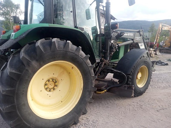 John Deere 6610 6 of 9