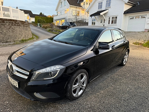Mercedes-Benz A180 7 of 14