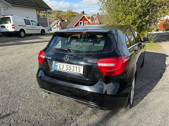 Mercedes-Benz A180 4 of 14