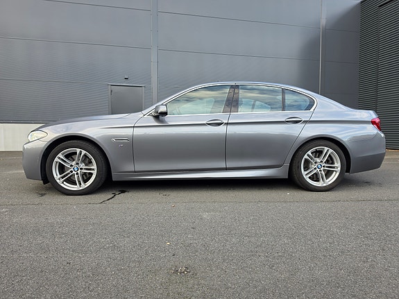 BMW 520d 3 of 30