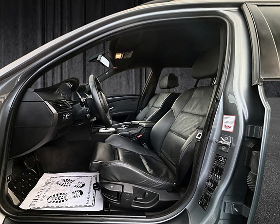 BMW 520d 13 of 30