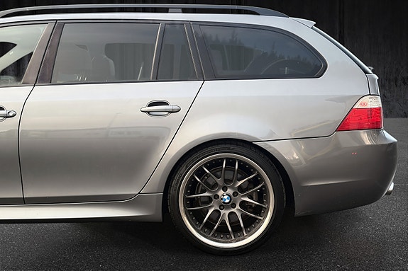 BMW 520d 5 of 30