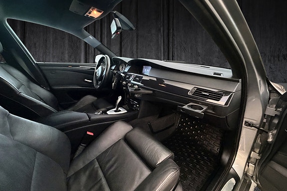 BMW 520d 21 of 30