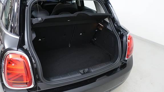 MINI Cooper 11 of 30