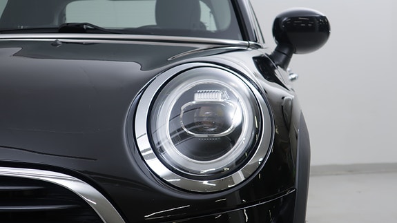 MINI Cooper 30 of 30