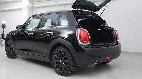 MINI Cooper 10 of 30