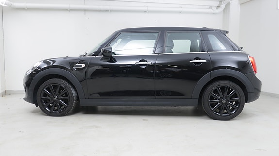 MINI Cooper 6 of 30
