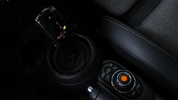 MINI Cooper 23 of 30