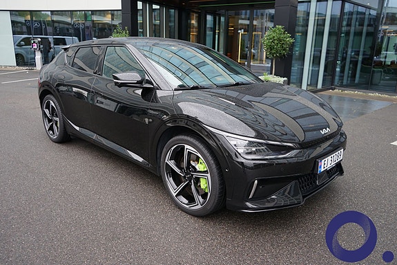Kia EV6 2 of 17