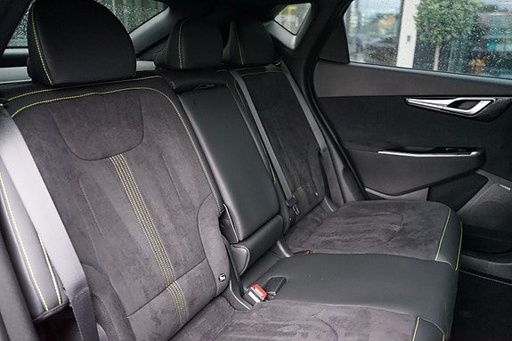Kia EV6 13 of 17