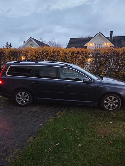 Volvo V70 9 of 14