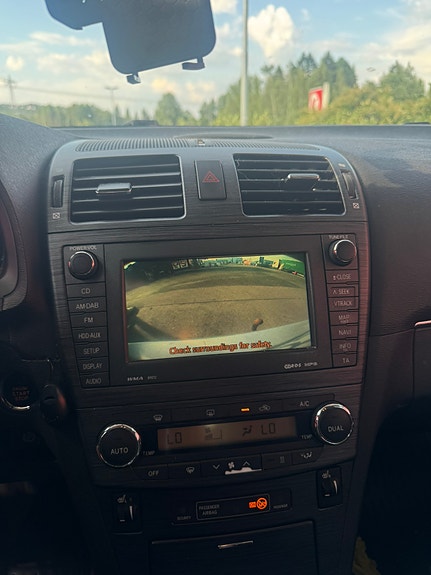 Toyota Avensis 13 of 16