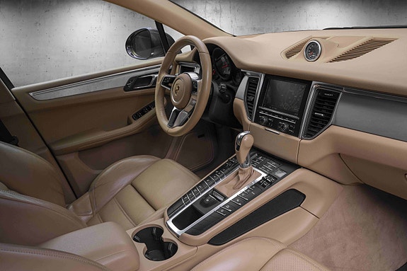 Porsche Macan 27 of 30