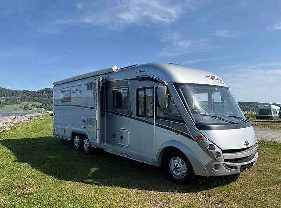 Carthago Chic C-Line XL 5.8 QB 2 of 28