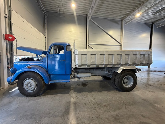 Volvo N86 lastebil med tippflak - Diesel 6,7 liter 140 kW - Turbolader - Tvillinghjul bak - Try 3 of 30