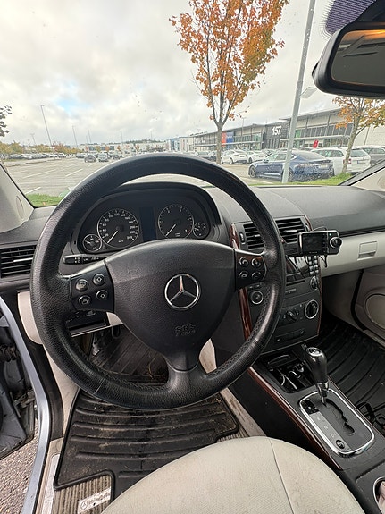 Mercedes-Benz A160 d 5 of 22