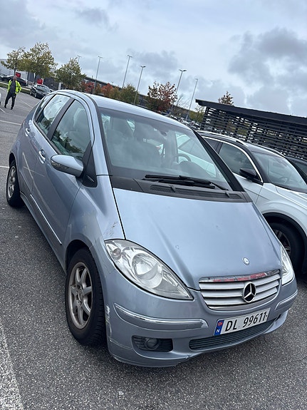 Mercedes-Benz A160 d 3 of 22