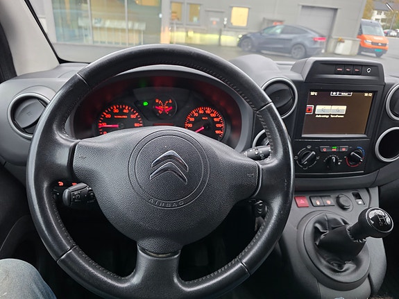 Citroen Berlingo 20 of 27