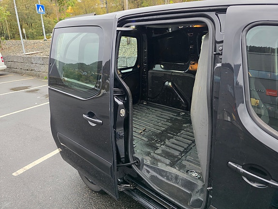 Citroen Berlingo 12 of 27
