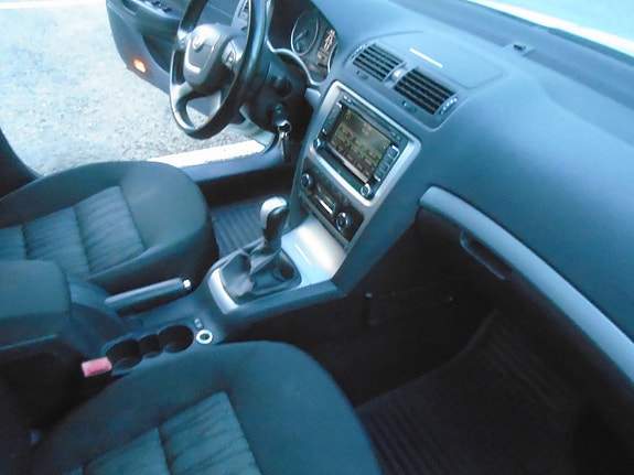Skoda Octavia 16 of 25