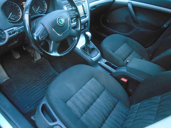 Skoda Octavia 12 of 25