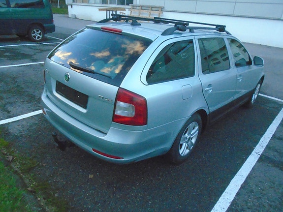 Skoda Octavia 6 of 25