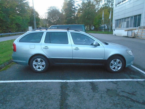 Skoda Octavia 5 of 25