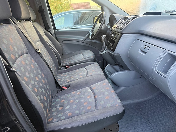 Mercedes-Benz Vito 115 12 of 17