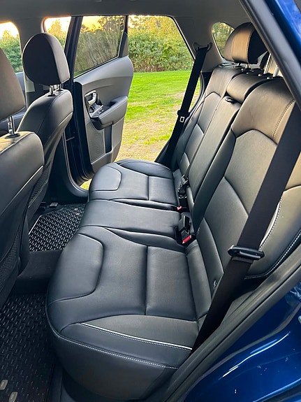Kia e-Niro 8 of 23