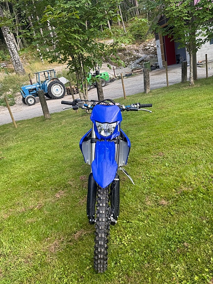 Yamaha WR 250f 4 of 15