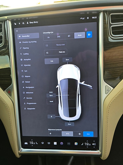 Tesla Model S 30 of 30