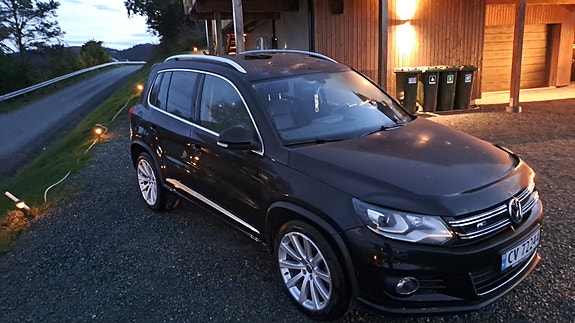 Volkswagen Tiguan 3 of 14