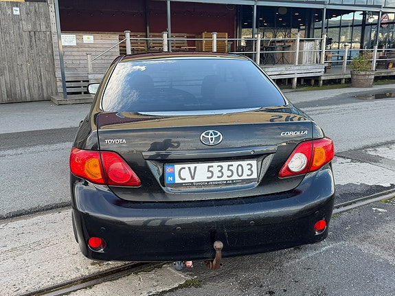 Toyota Corolla 10 of 15