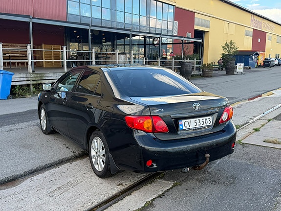 Toyota Corolla 9 of 15