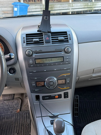 Toyota Corolla 12 of 15