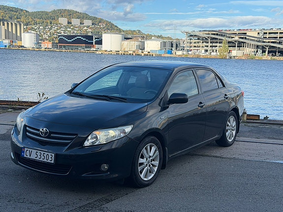 Toyota Corolla 2 of 15