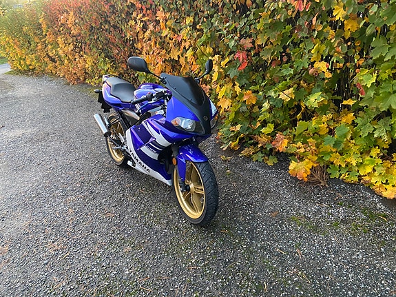Yamaha TZR 50 2 of 6