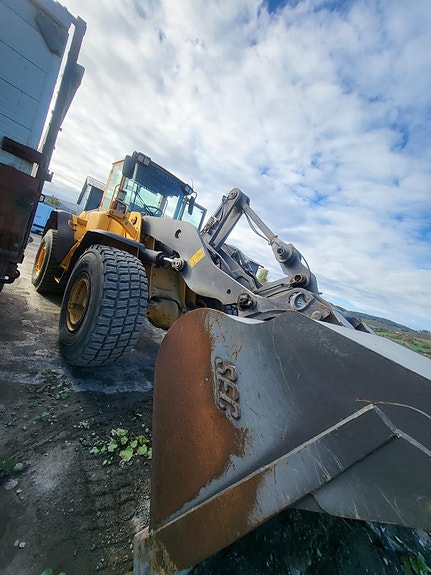 Volvo L120 5 of 24