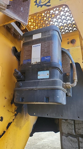 Volvo L120 18 of 24
