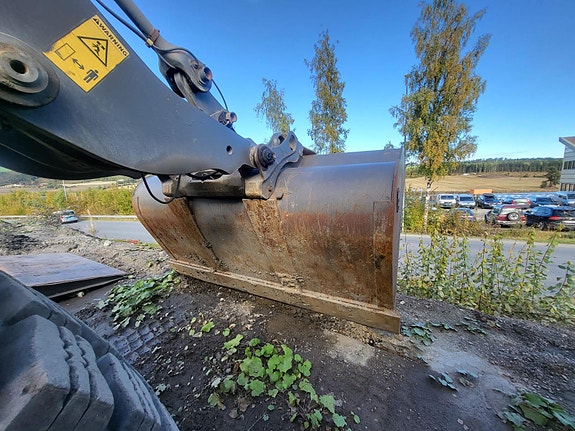 Volvo L120 15 of 24