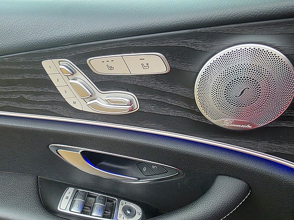 Mercedes-Benz E220 d 7 of 13