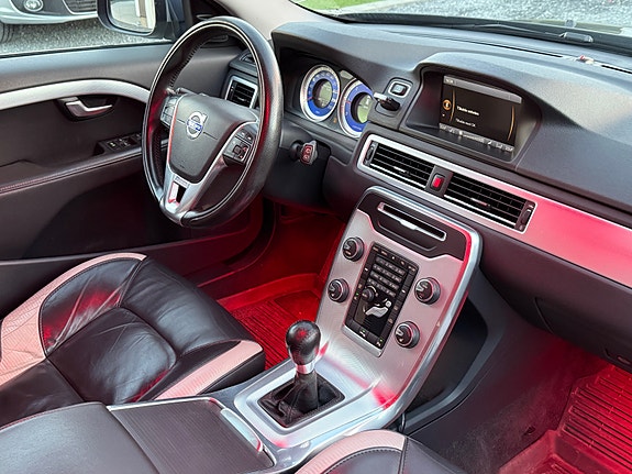 Volvo V70 15 of 22