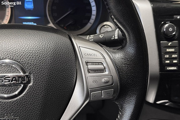 Nissan Navara 24 of 30
