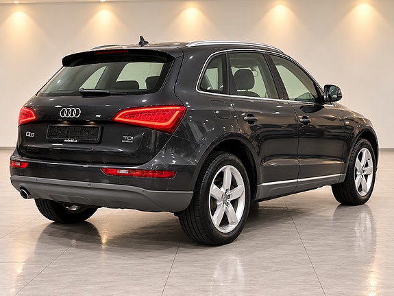 Audi Q5 4 of 19