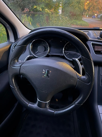 Peugeot 3008 11 of 16