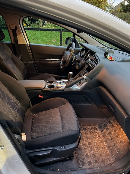 Peugeot 3008 7 of 16